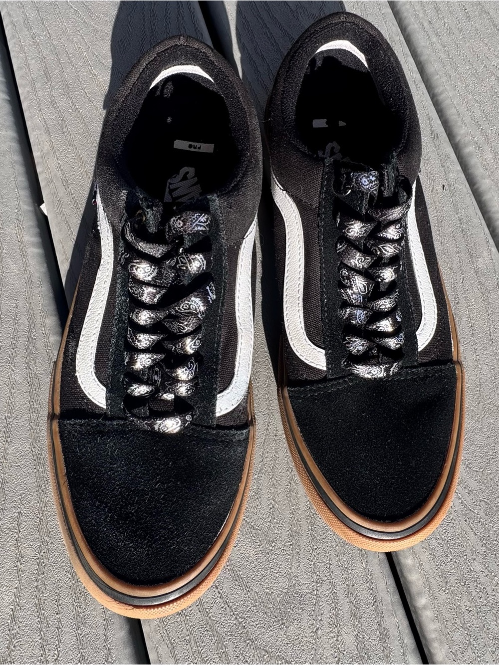 Vans Old Skool Black White Gum Sole Men’s Size 9.5